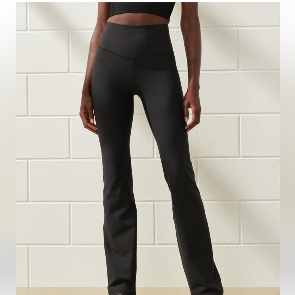 YPB SculptLUX flare Leggings size XXL (best fits XL)